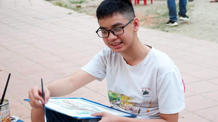Promising young artist fights fate to fuel passion for artwork